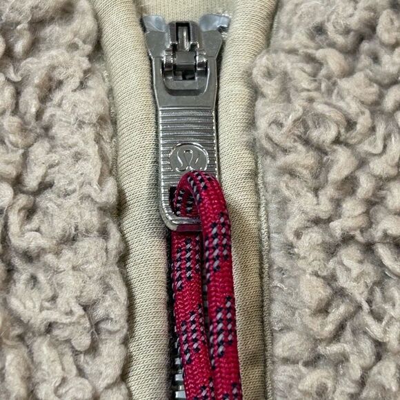 Lululemon Oh So Sherpa Full Zip Jacket - Picture 5 of 12